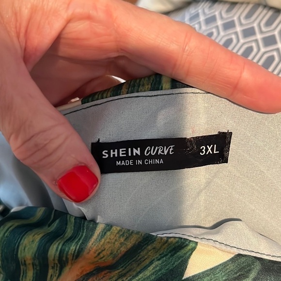 Shein Curve, Amazing Green-Leaf Maxi Dress, Stunning! Size 3XL - Picture 3 of 9